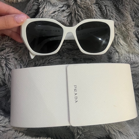 Prada PR19ZS 1425S0 Talc White Dark Grey Rectangle Women Sunglasses - Picture 3 of 4